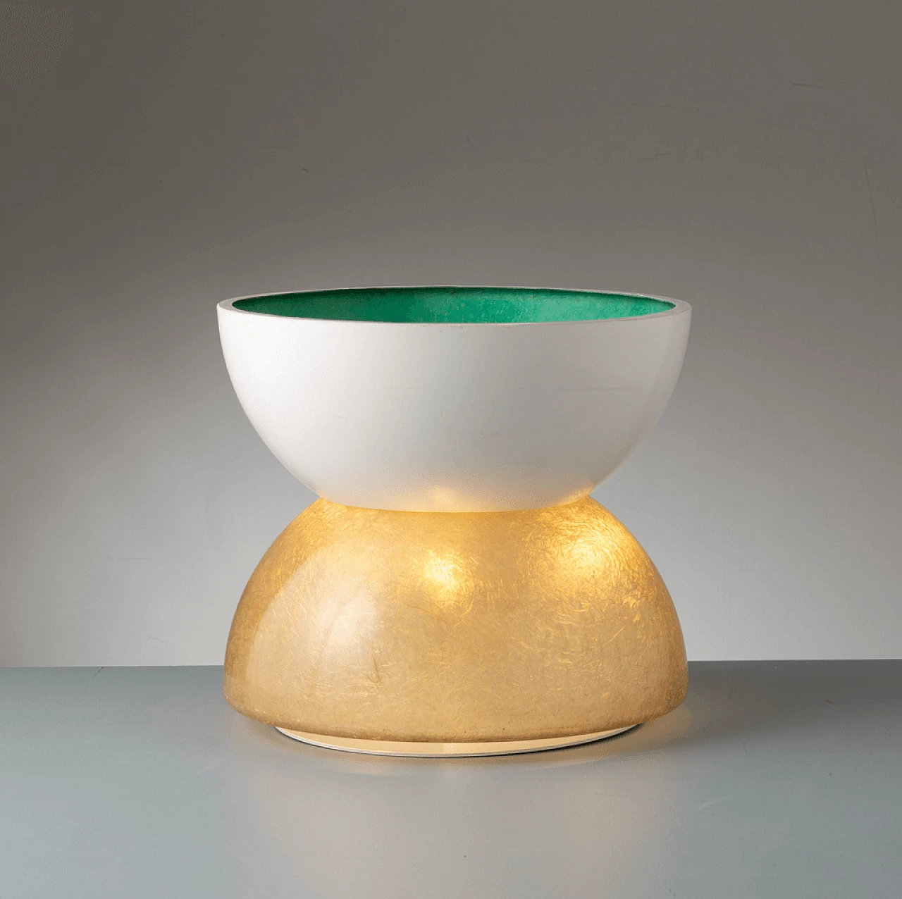 Lamp and planter in fiberglass by Luci Milano, 1970s 2