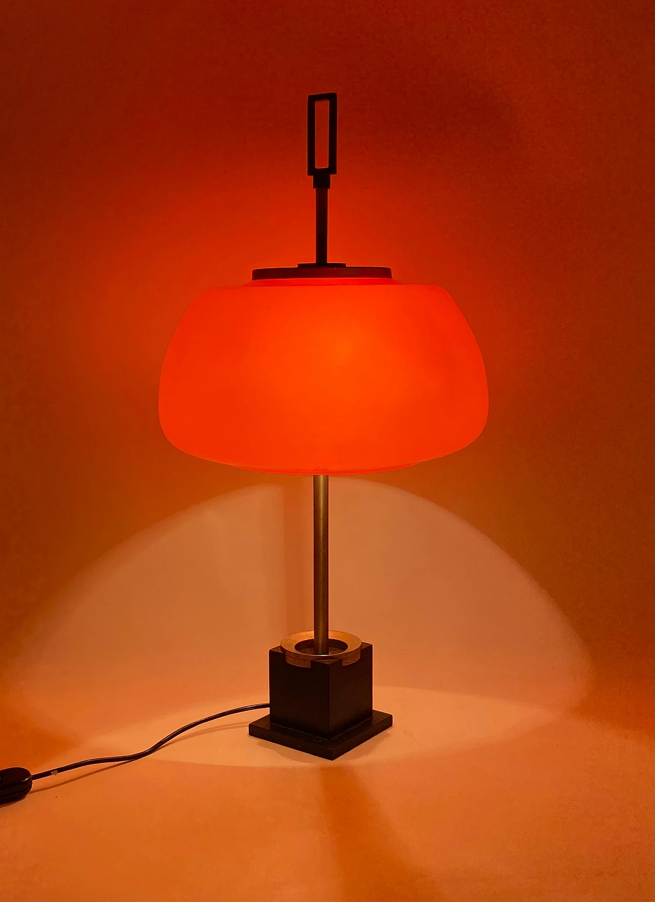 Cast iron, steel and glass table lamp by Oscar Torlasco for Lumi, 1960s 16