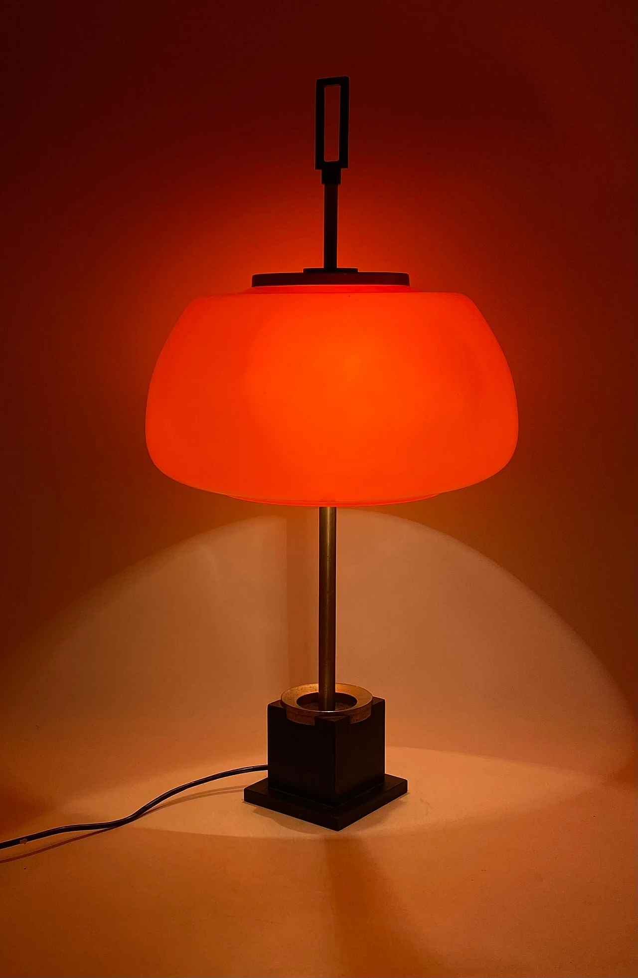 Lampada da tavolo in ghisa, acciaio e vetro di Oscar Torlasco per Lumi, anni '60 17
