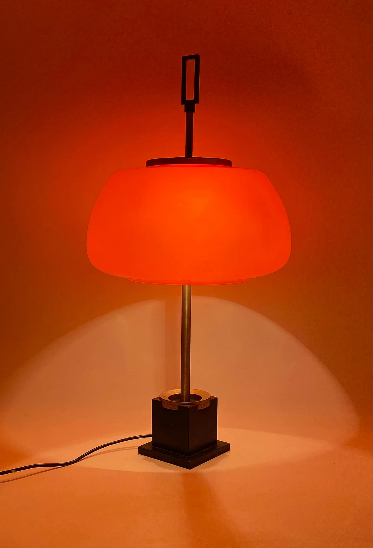 Lampada da tavolo in ghisa, acciaio e vetro di Oscar Torlasco per Lumi, anni '60 18