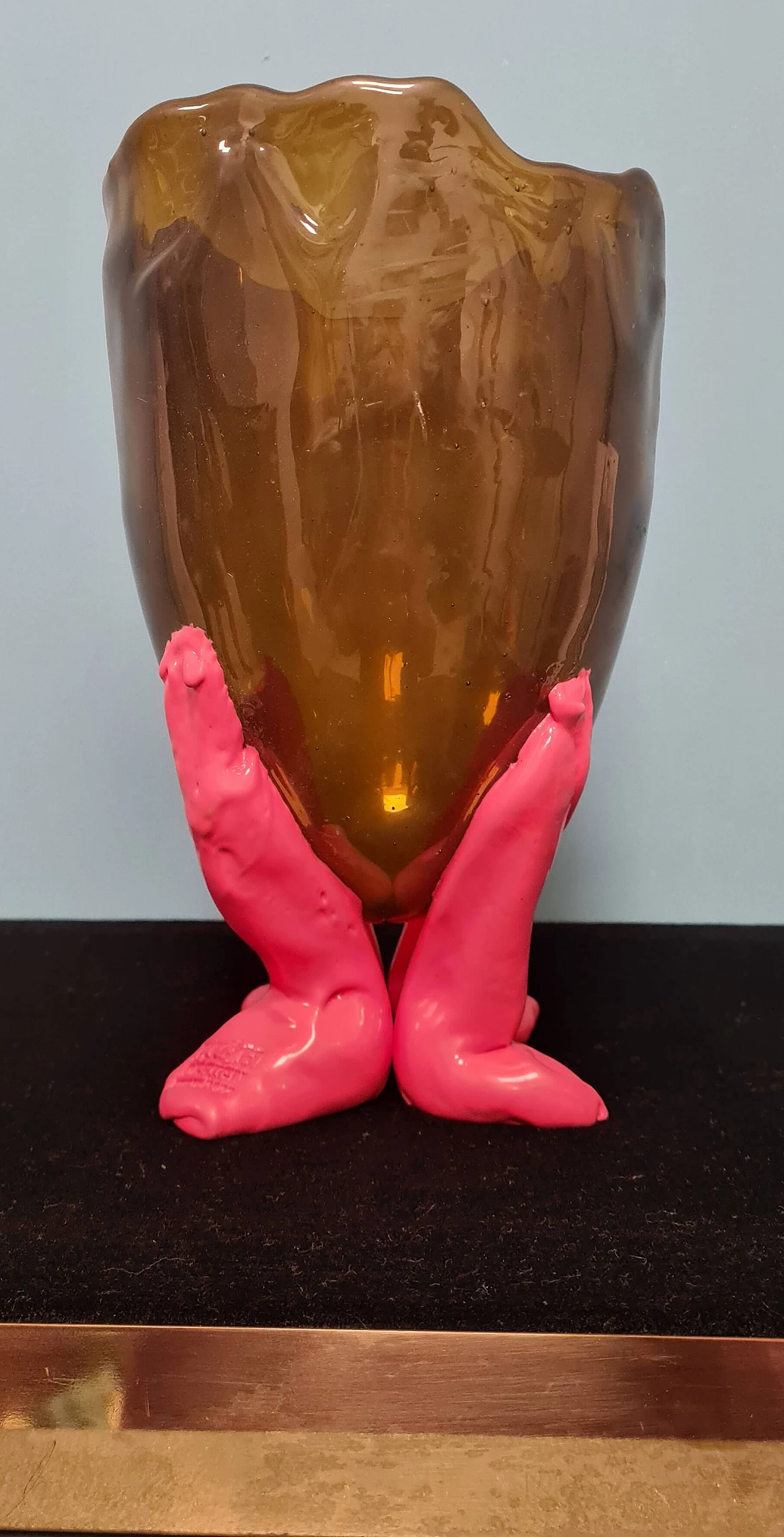 Resin vase by Gaetano Pesce 3