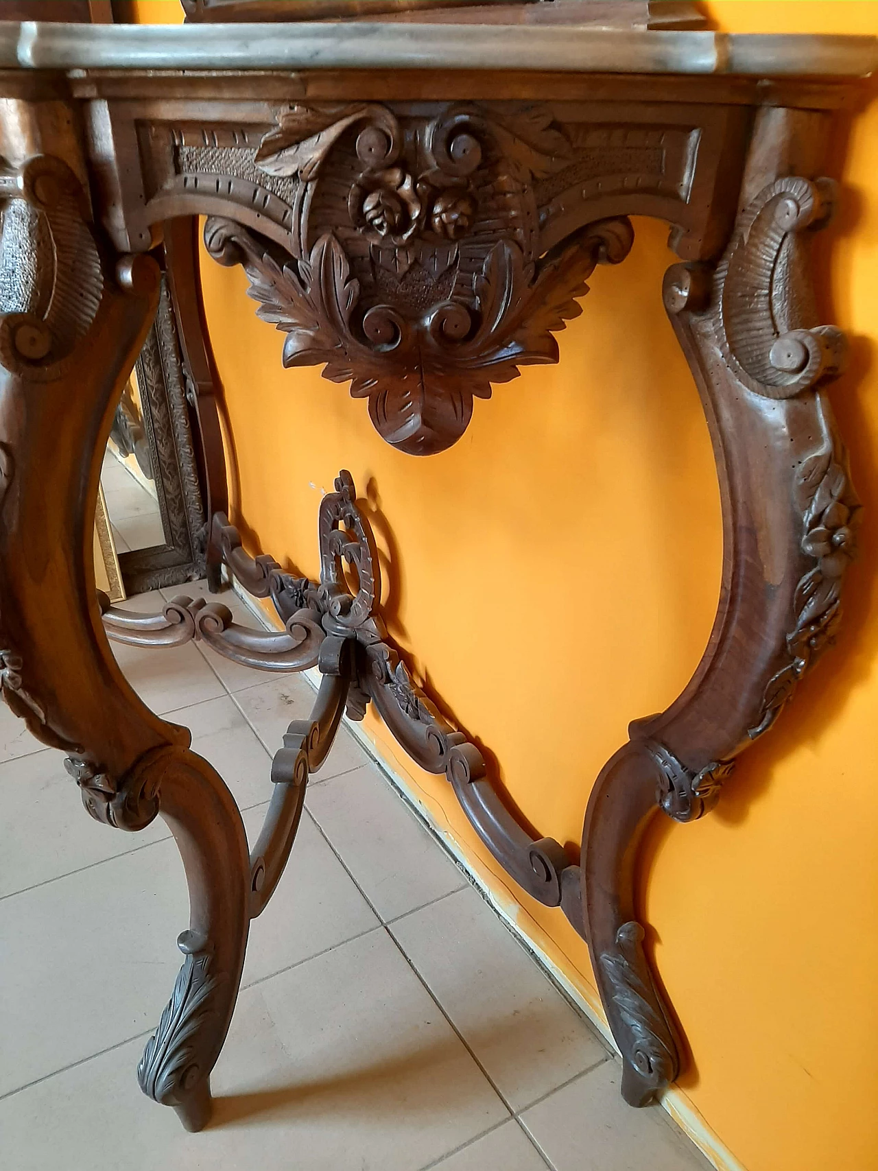 Walnut console with mirror and marble top, late 19th century 3