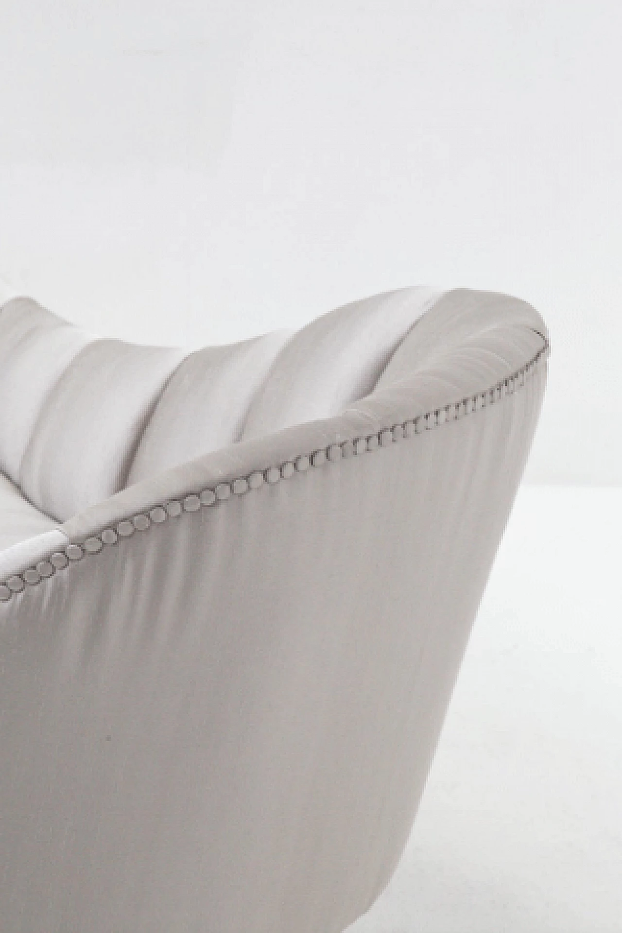 Dormeuse in satin grigio attribuita a Gio Ponti, anni '50 8