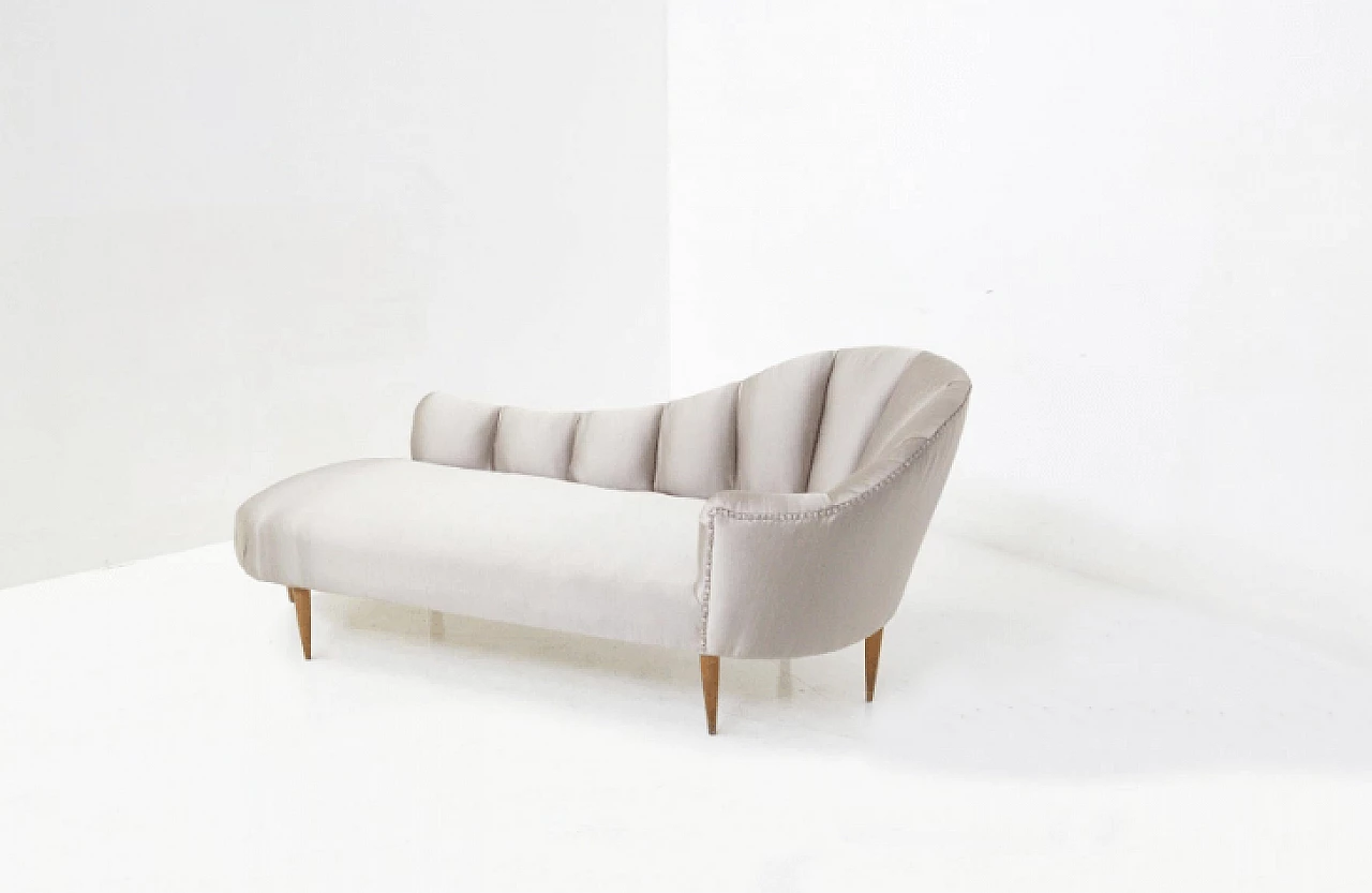 Dormeuse in satin grigio attribuita a Gio Ponti, anni '50 14