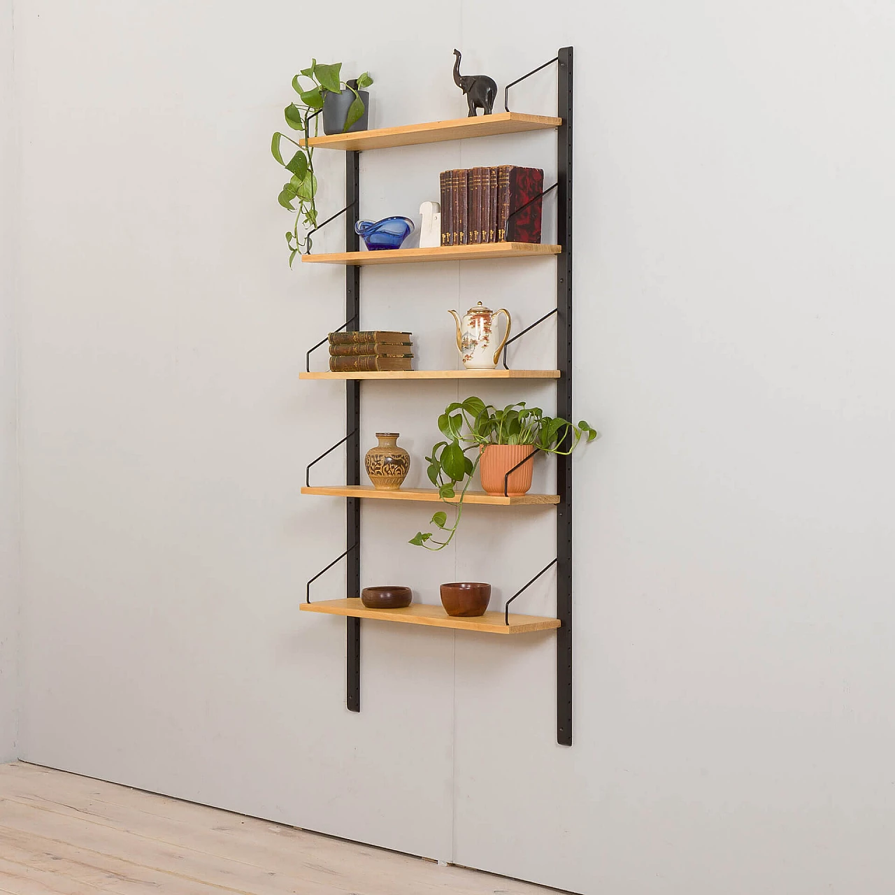 Birch hanging bookcase in the style of Poul Cadovius, 1960s 3