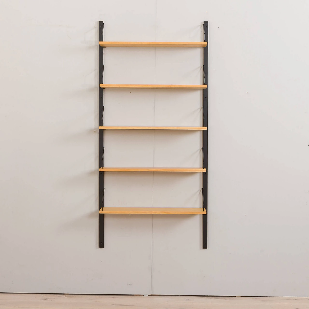Birch hanging bookcase in the style of Poul Cadovius, 1960s 4