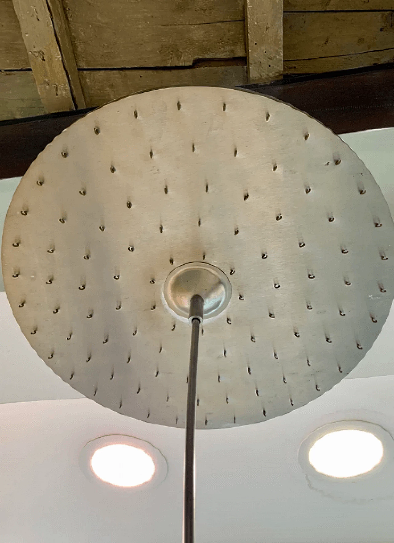 Lampadario in metallo e madreperla di Verner Panton, anni '60 3