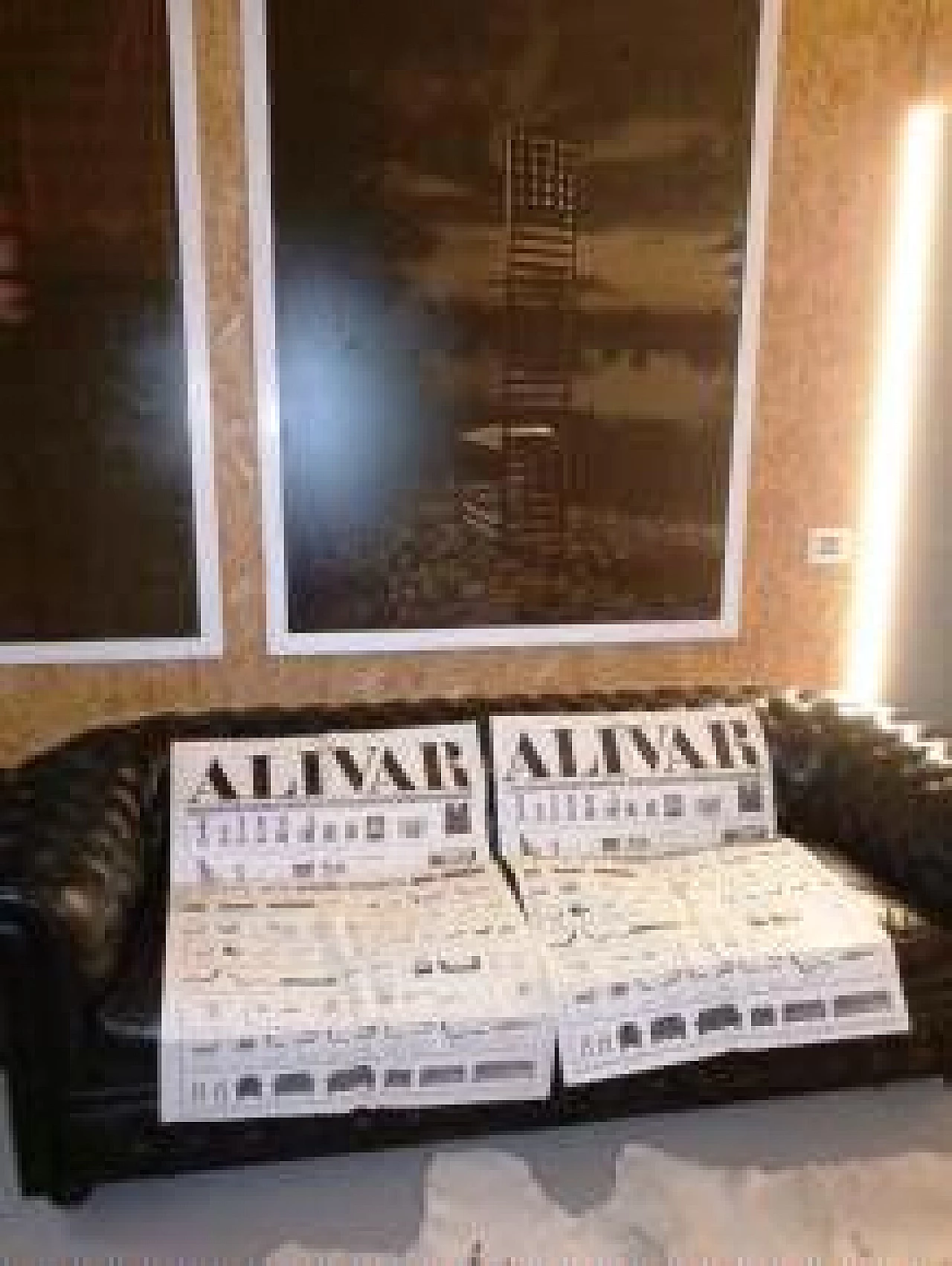 Coppia di manifesti di Alivar e Simongavina, anni '90 3