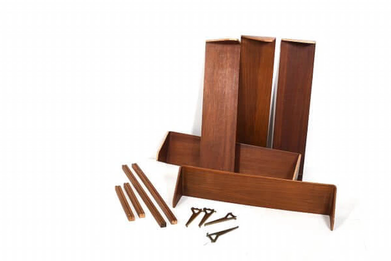 4 Teak shelf units, 1950s 13