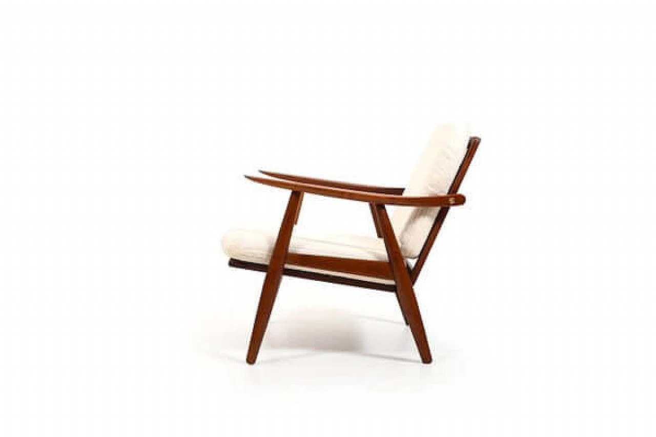 Poltrona GE-270 in teak di Hans J. Wegner per Getama, anni '50 2