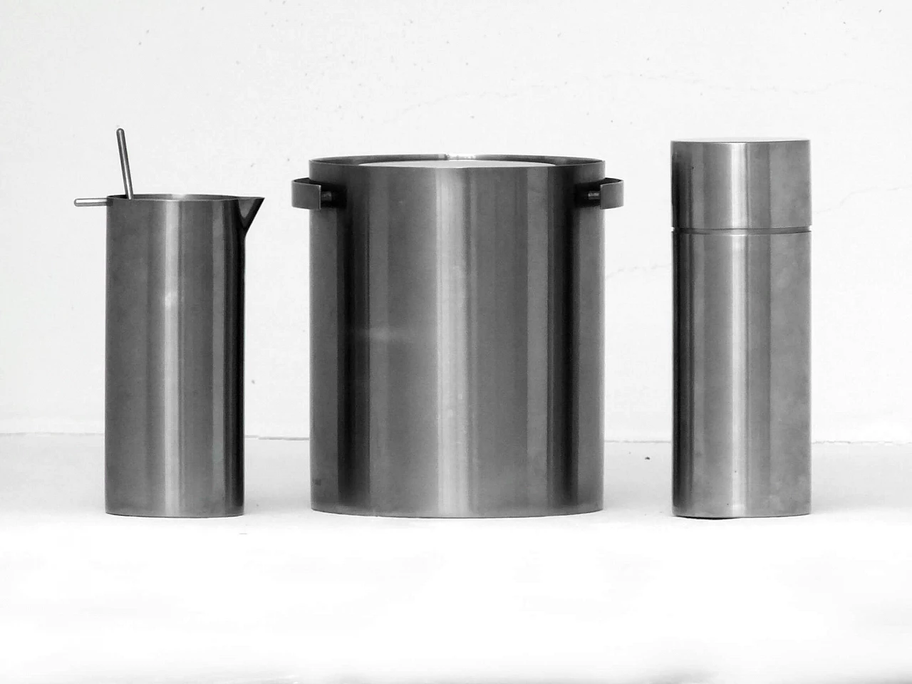 3 Cylinda bar accessories by Arne Jacobsen for Stelton, 1967 2