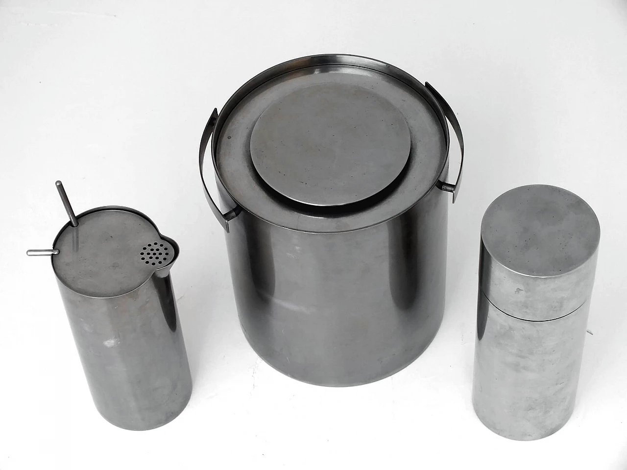 3 Cylinda bar accessories by Arne Jacobsen for Stelton, 1967 5