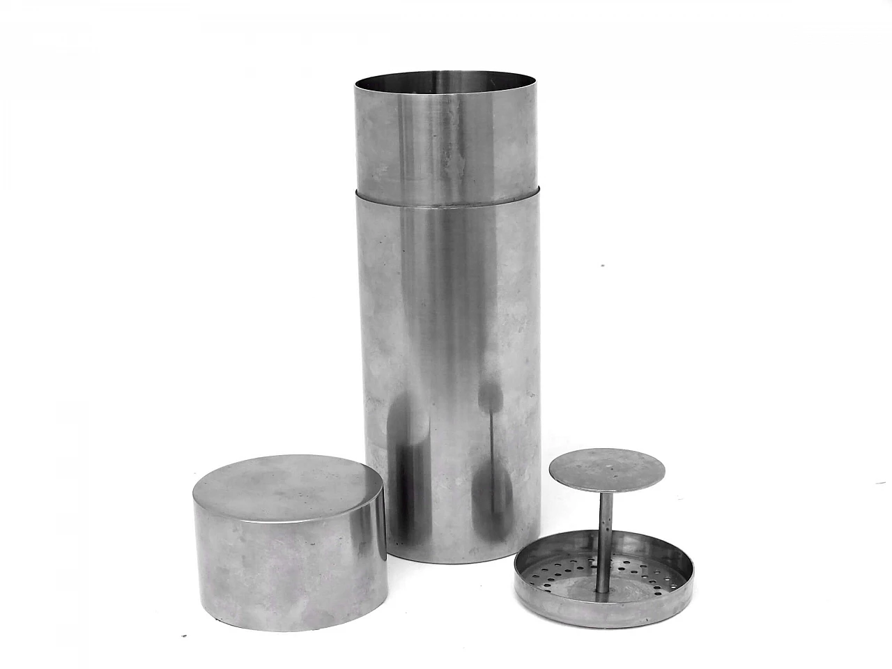 3 Cylinda bar accessories by Arne Jacobsen for Stelton, 1967 7