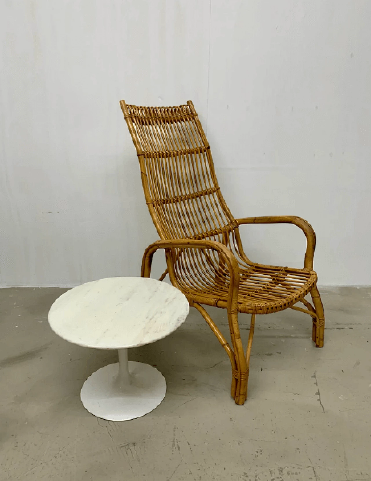 Poltrona in rattan con schienale alto, anni '60 7
