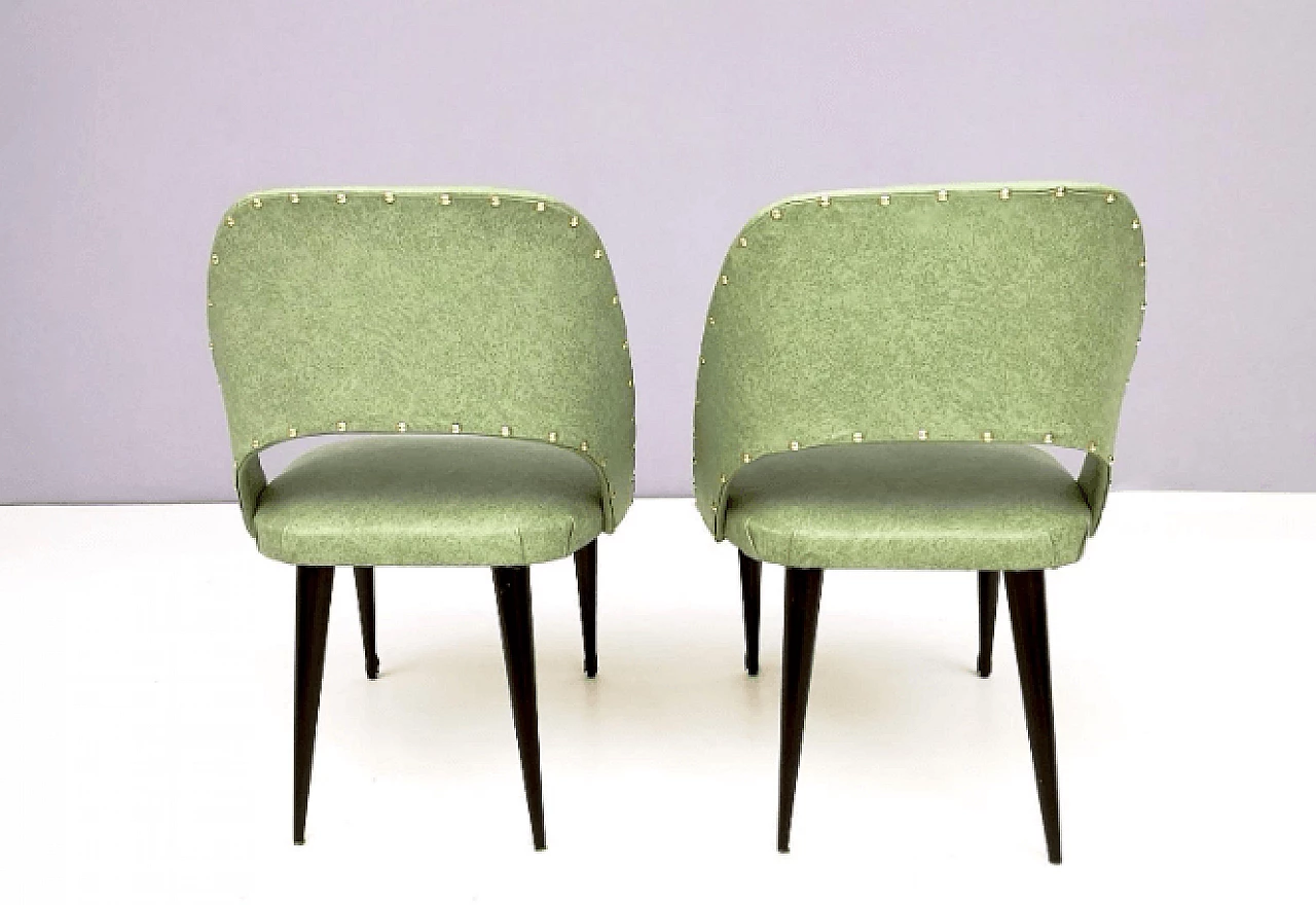 Coppia di sedie in legno ebanizzato e skai verde, anni '50 6