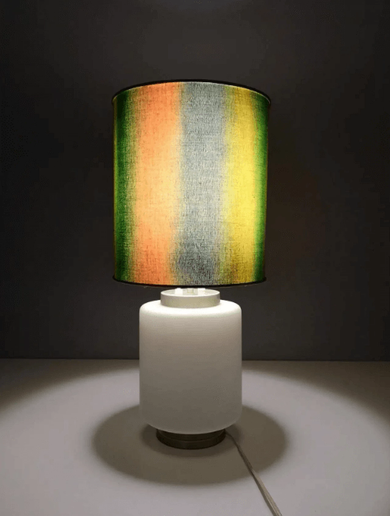Stilnovo three-light enamelled glass table lamp, 1960s 2