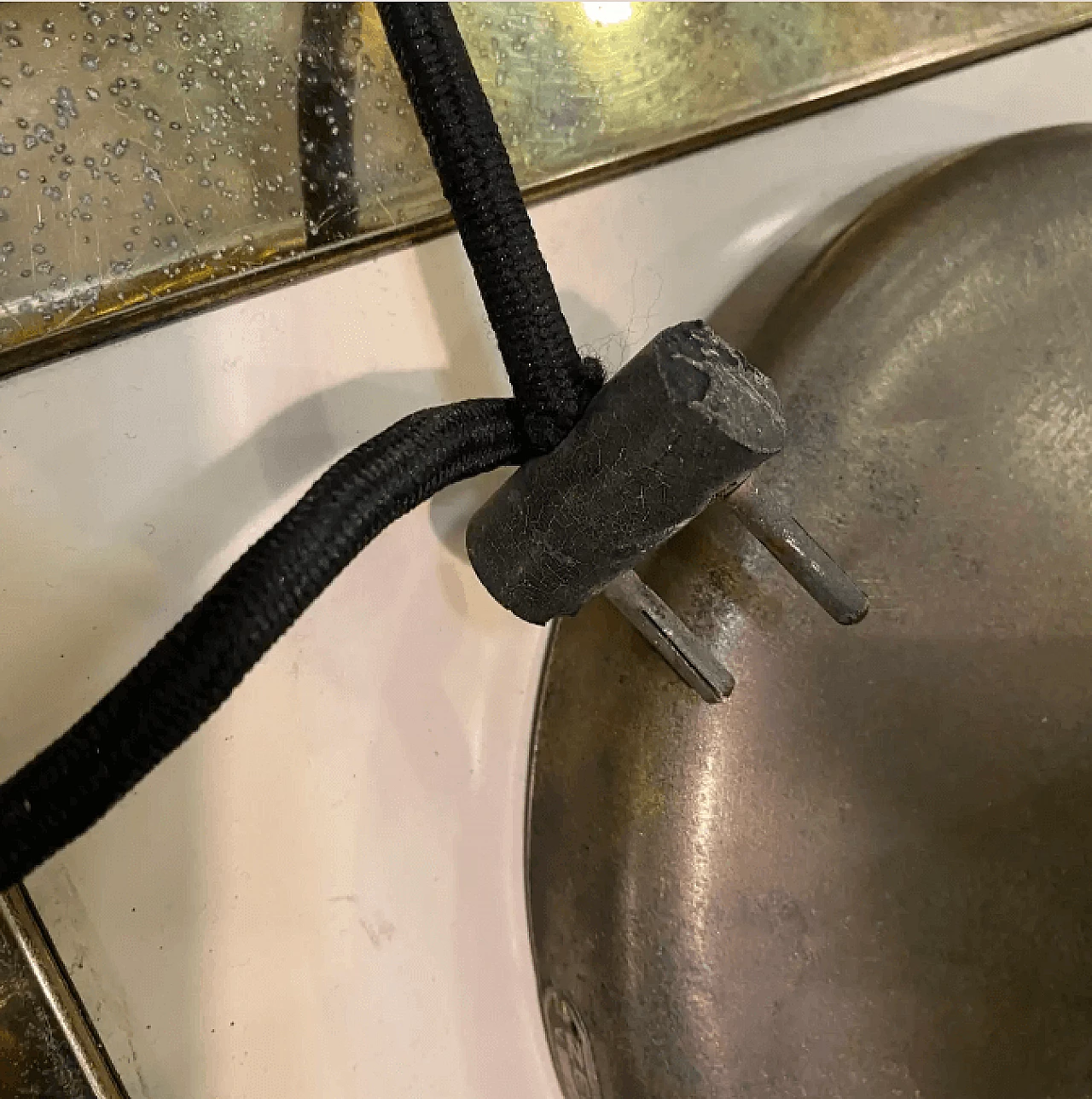 Adjustable brass table lamp by Zerowatt, 1950s 6