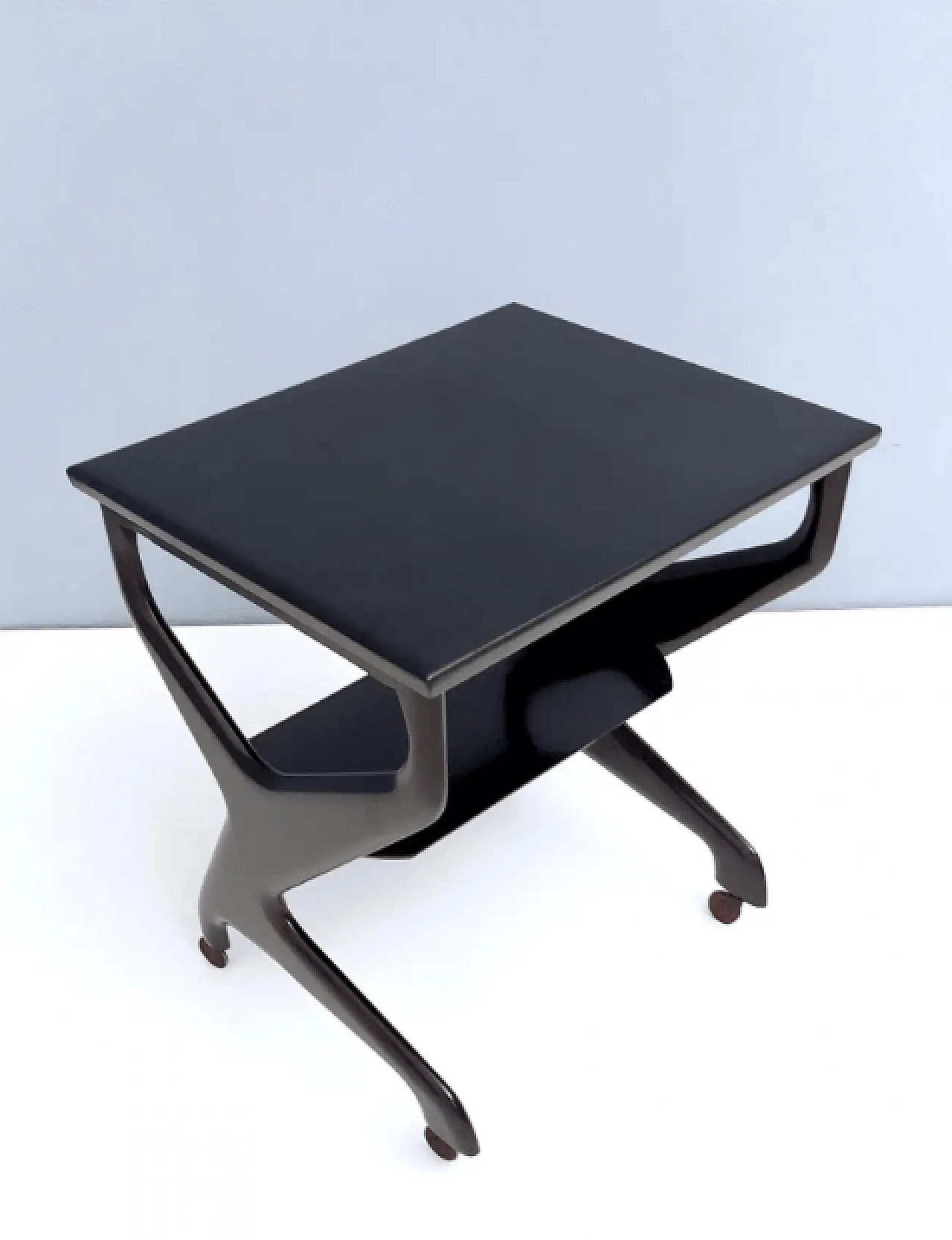 Beechwood trolley ebonised in the style of Ico Parisi, 1970s 4