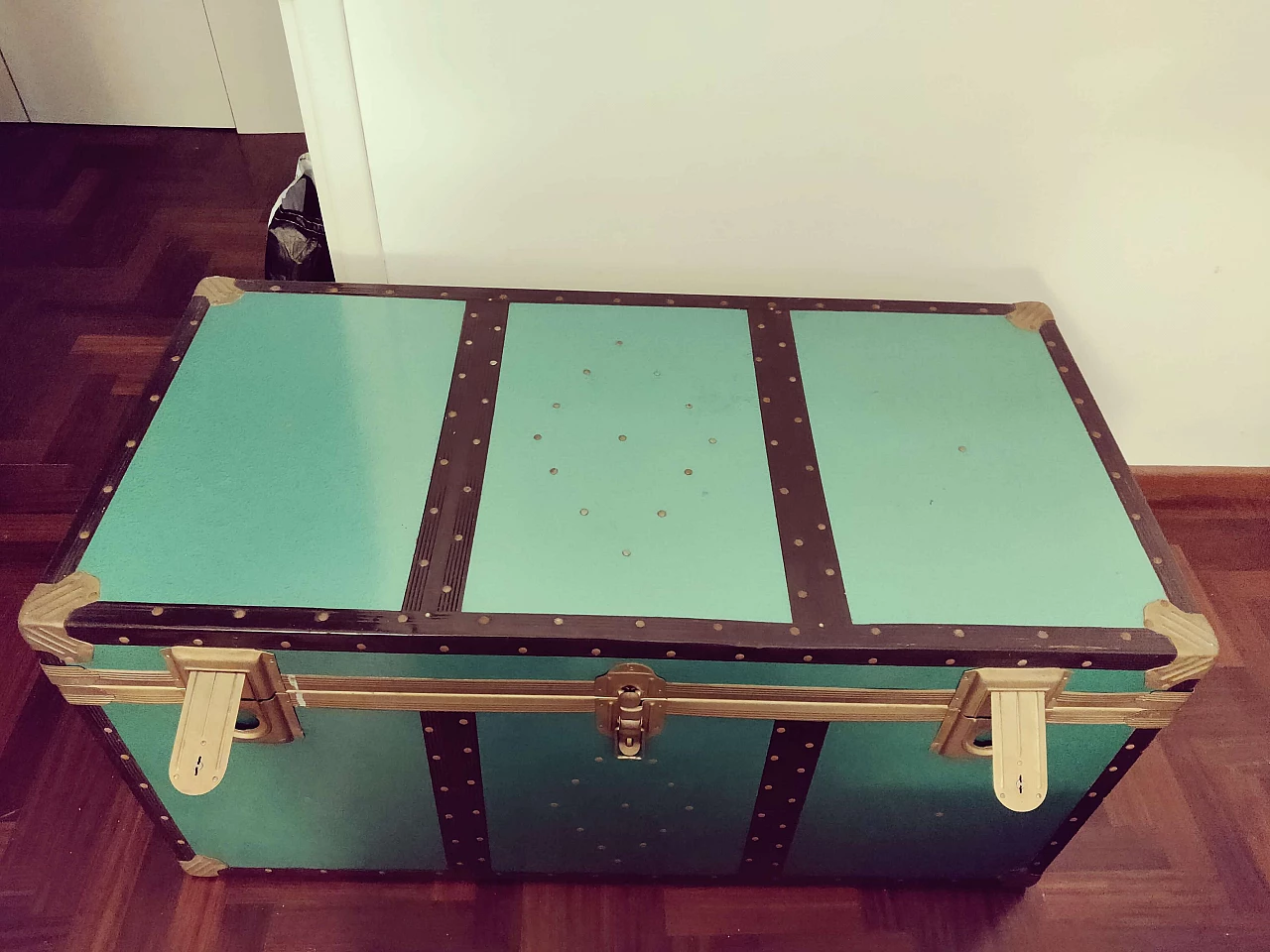 Baule in metallo a doppia chiusura, anni '70 15