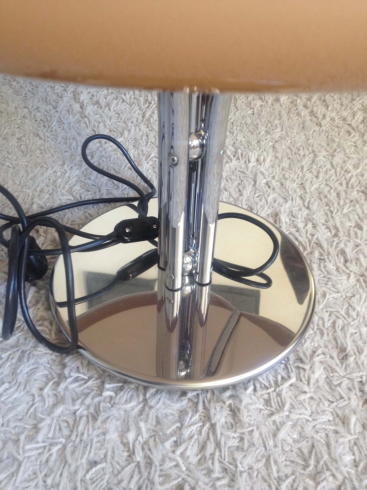 Pair of Quadrifoglio lamps by Gae Aulenti for Guzzini, 1970s 6