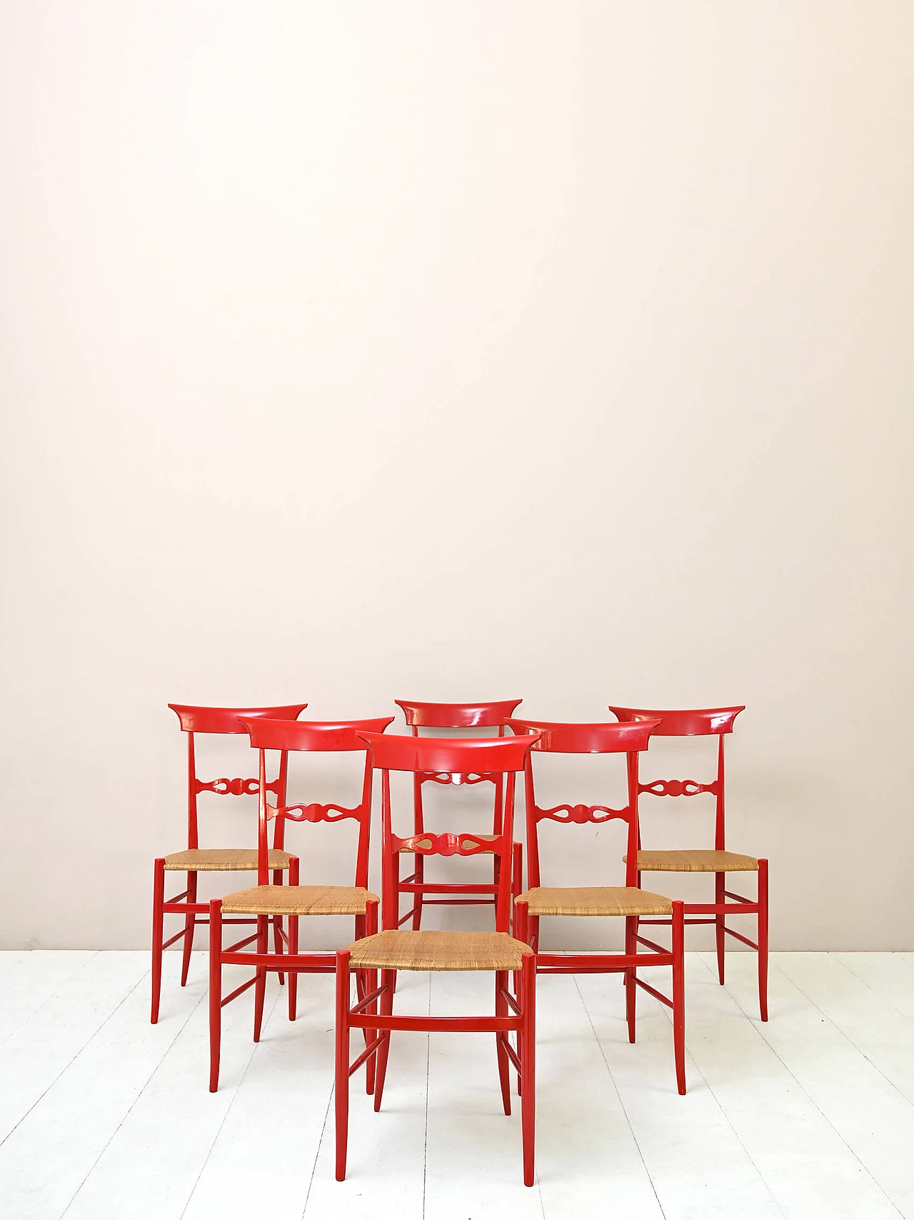 6 Chairs in red lacquered wood and Vienna straw, 1960s 6