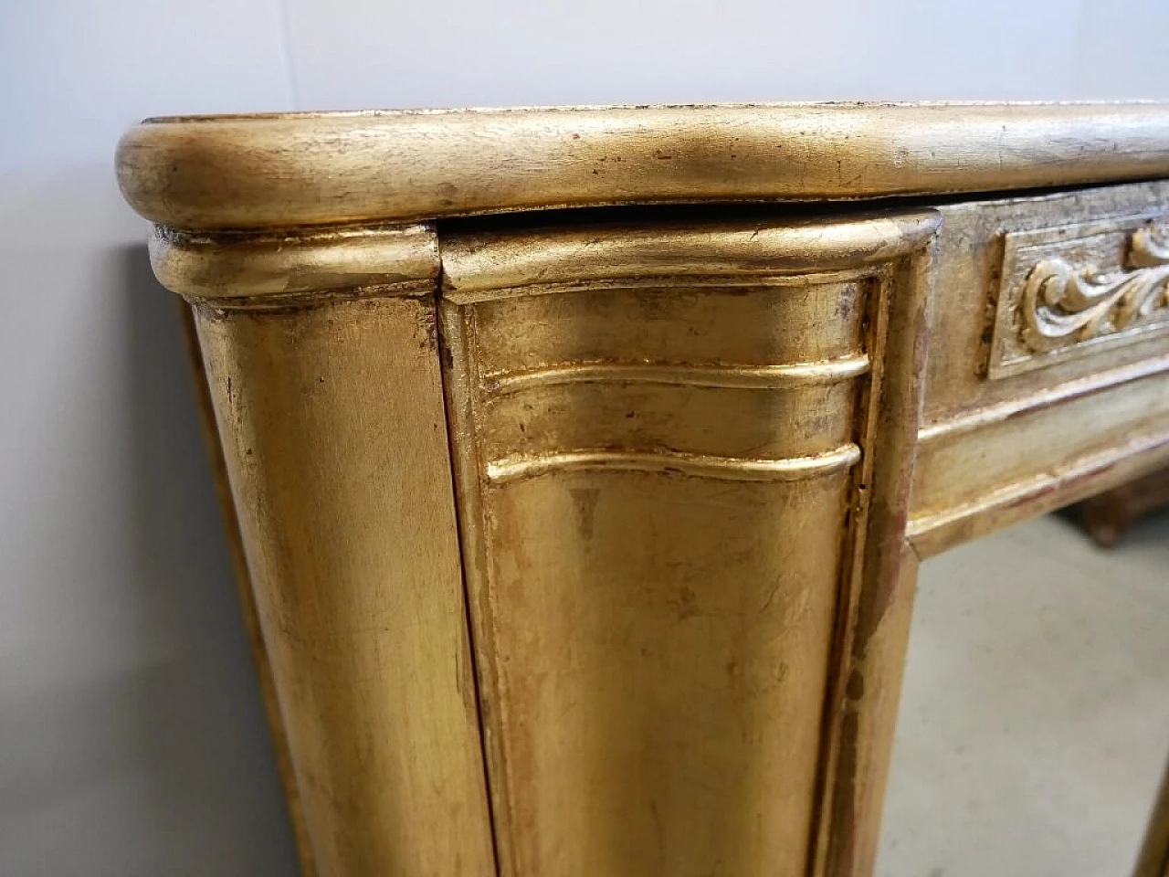 Credenza con specchio in legno dorato, anni '30 7