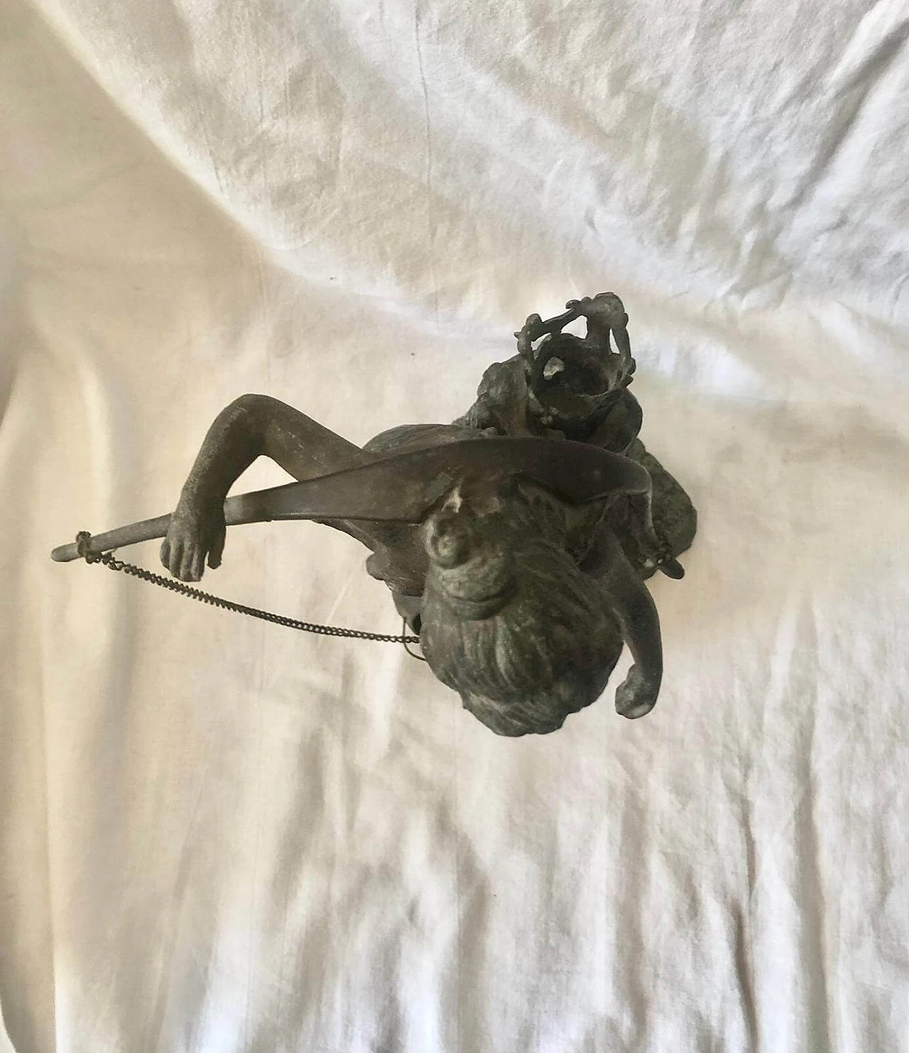 Centrotavola con vaso in vetro e scultura in metallo, inizio '900 10