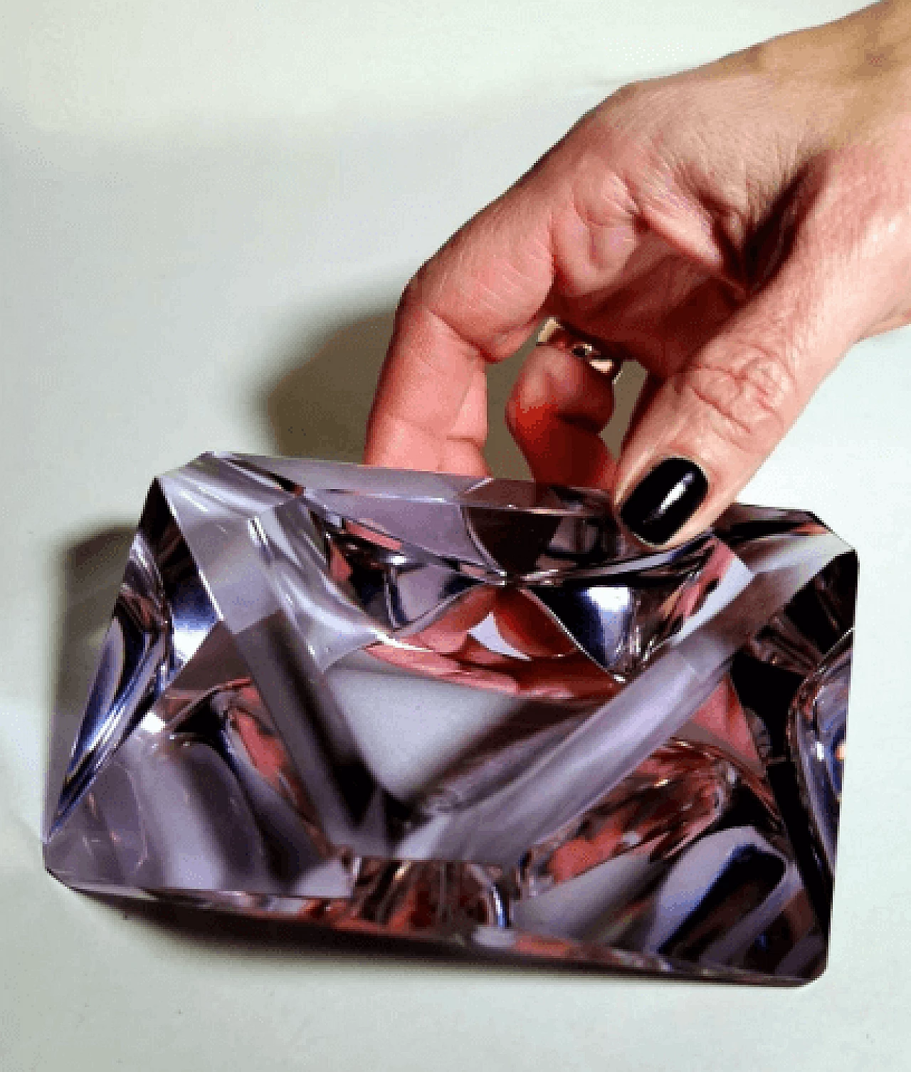 Posacenere in vetro di Murano viola, anni '60 15