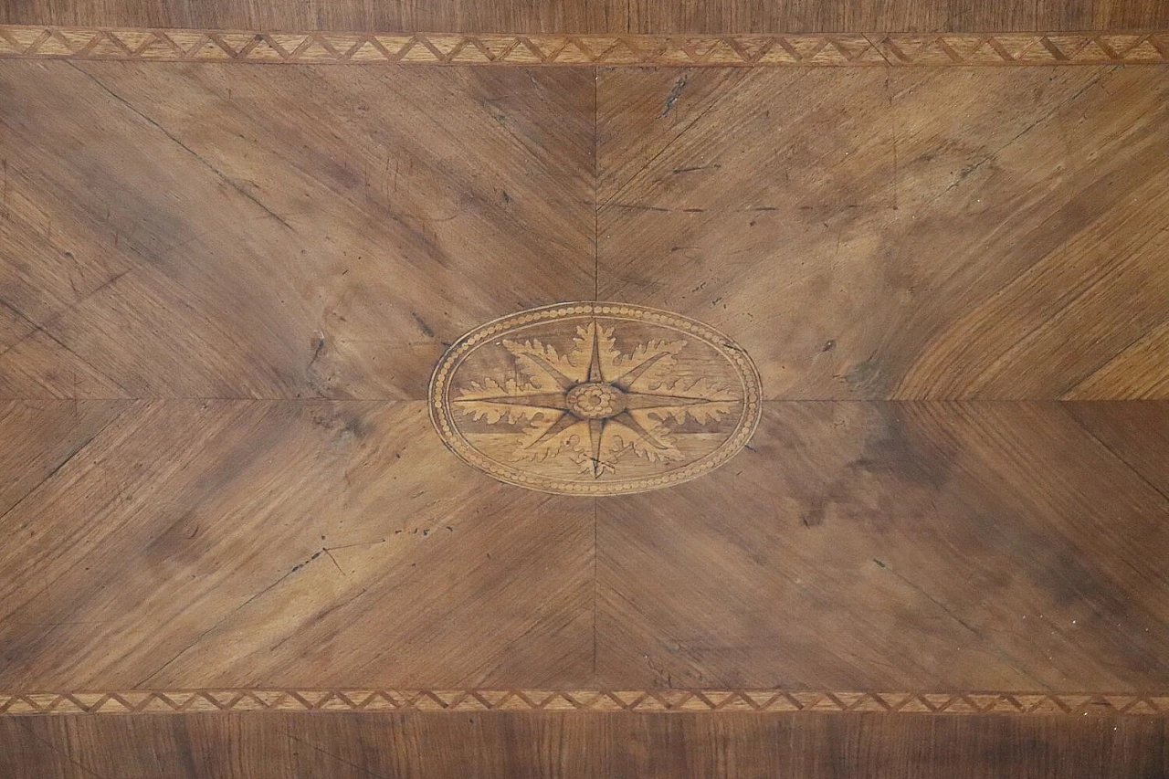 Rectangular inlaid walnut dining table, first half of the 19th century 4