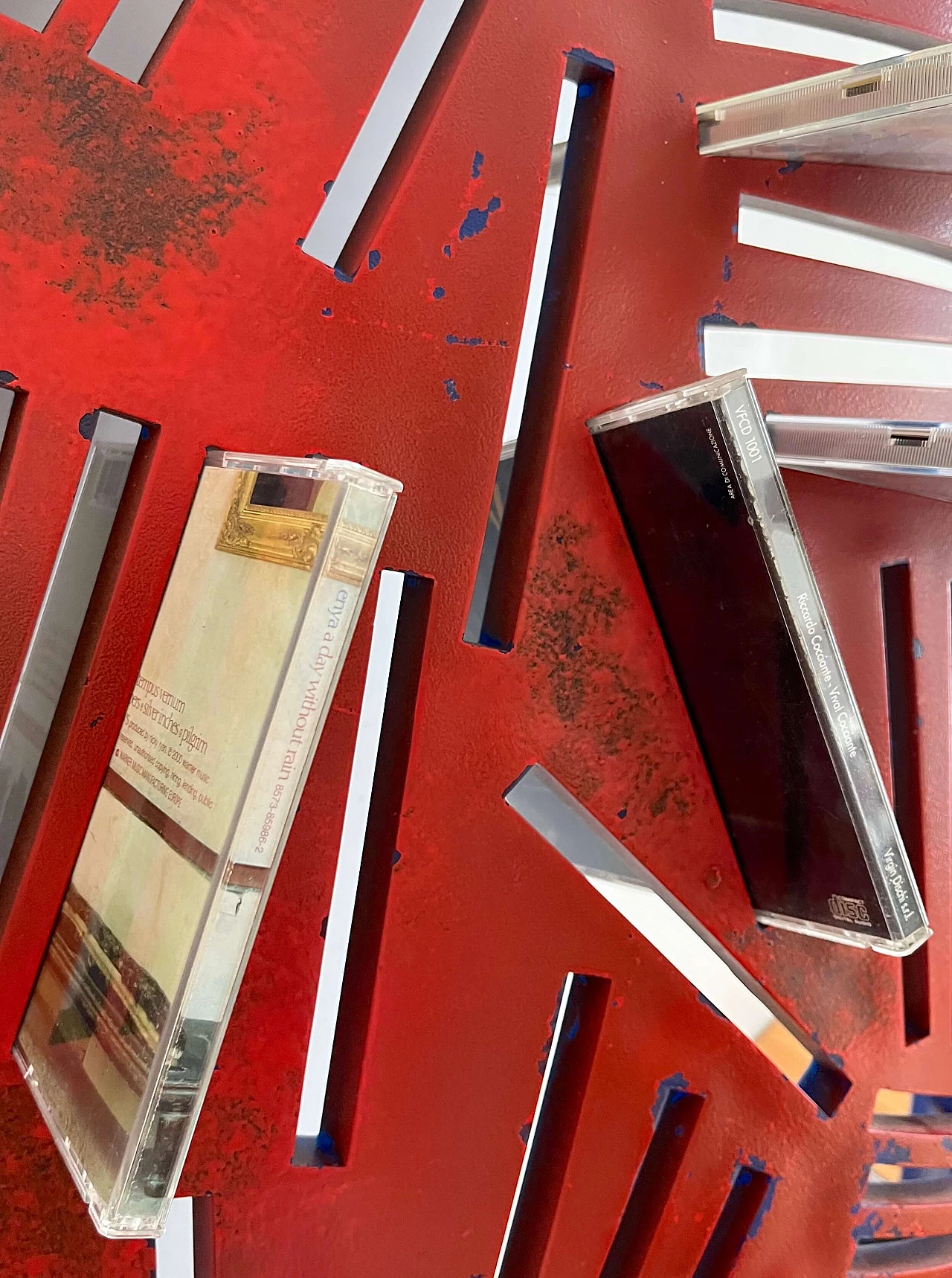 The Stone CD rack by Enzo Calabrese for Guzzini, 1990s 22