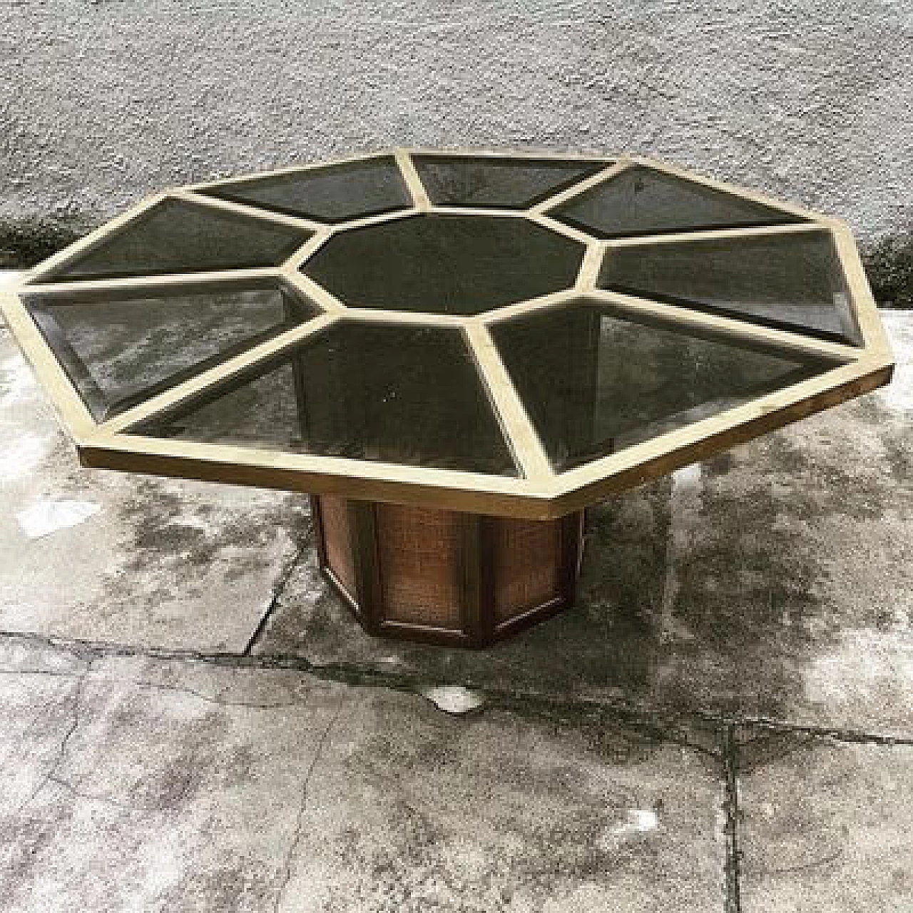 Topazio octagonal table attributed to Romeo Rega for Sabot, 1970s 3