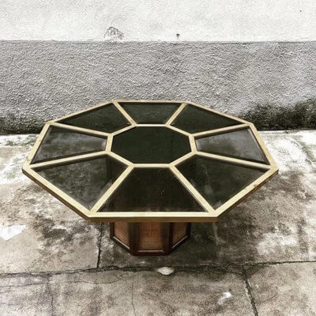 Topazio octagonal table attributed to Romeo Rega for Sabot, 1970s 4