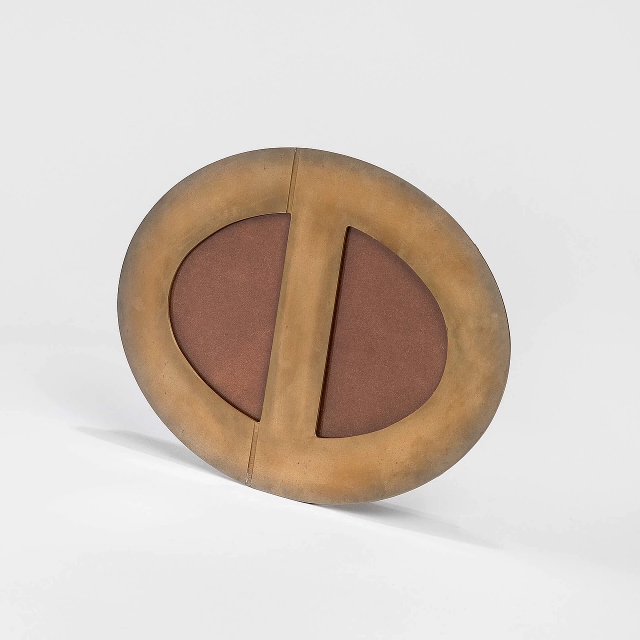 Oval brass photo frame by Gabriella Crespi, 1970s 1