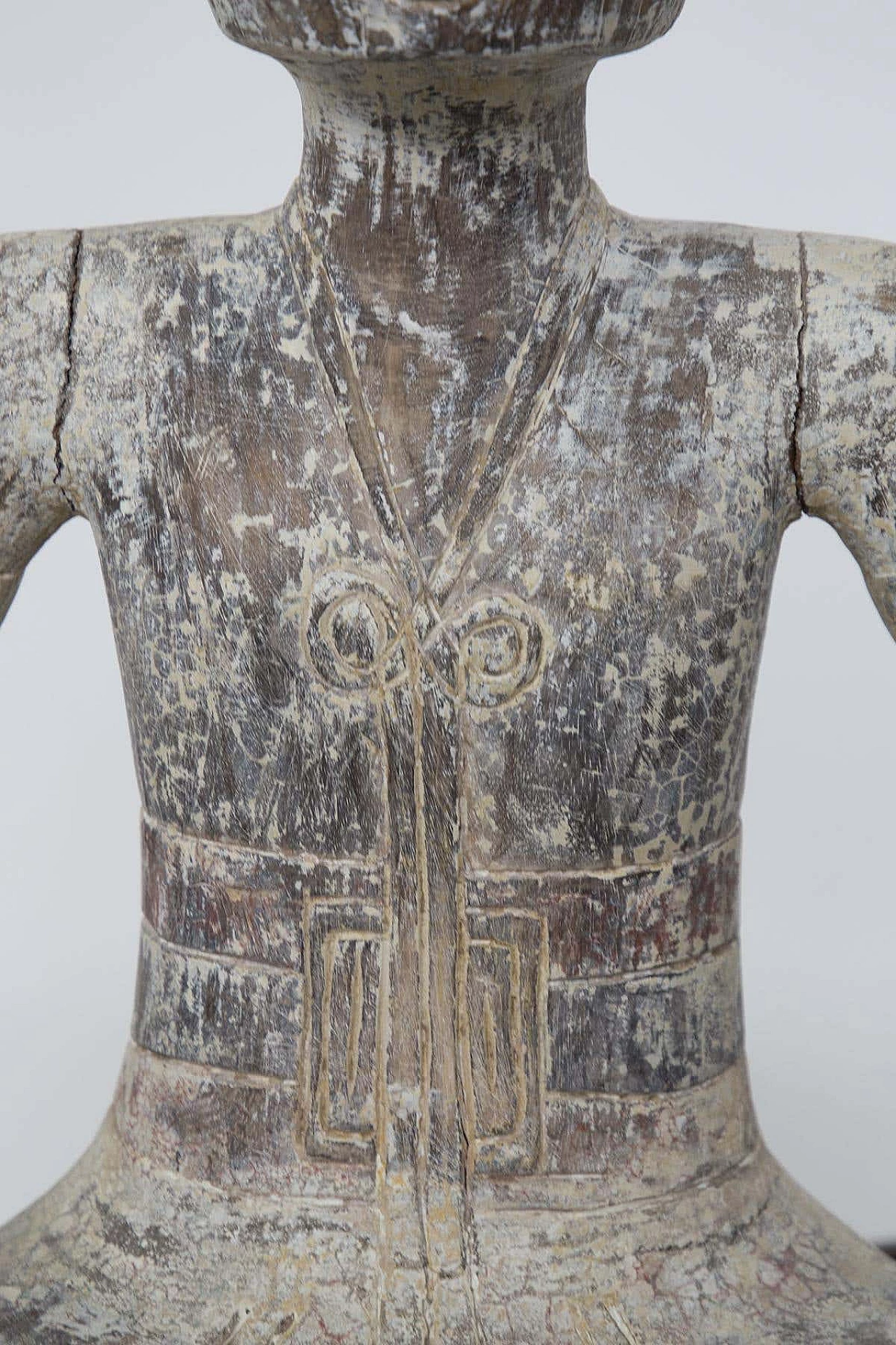 Statua africana in teak raffigurante un capo tribale 2