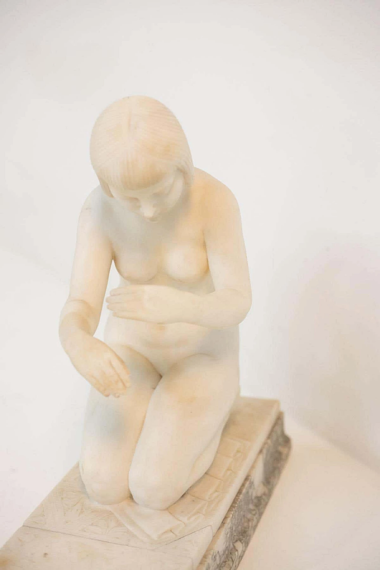 Guglielmo Pugi, Incantatrice di serpenti, scultura in marmo Art Déco, 1910 8