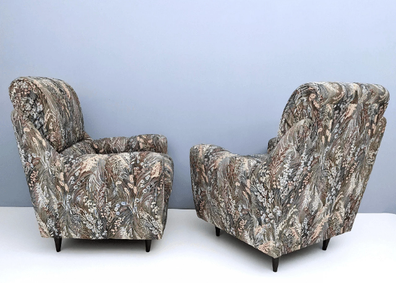 Pair of floral fabric armchairs, 1950s 5