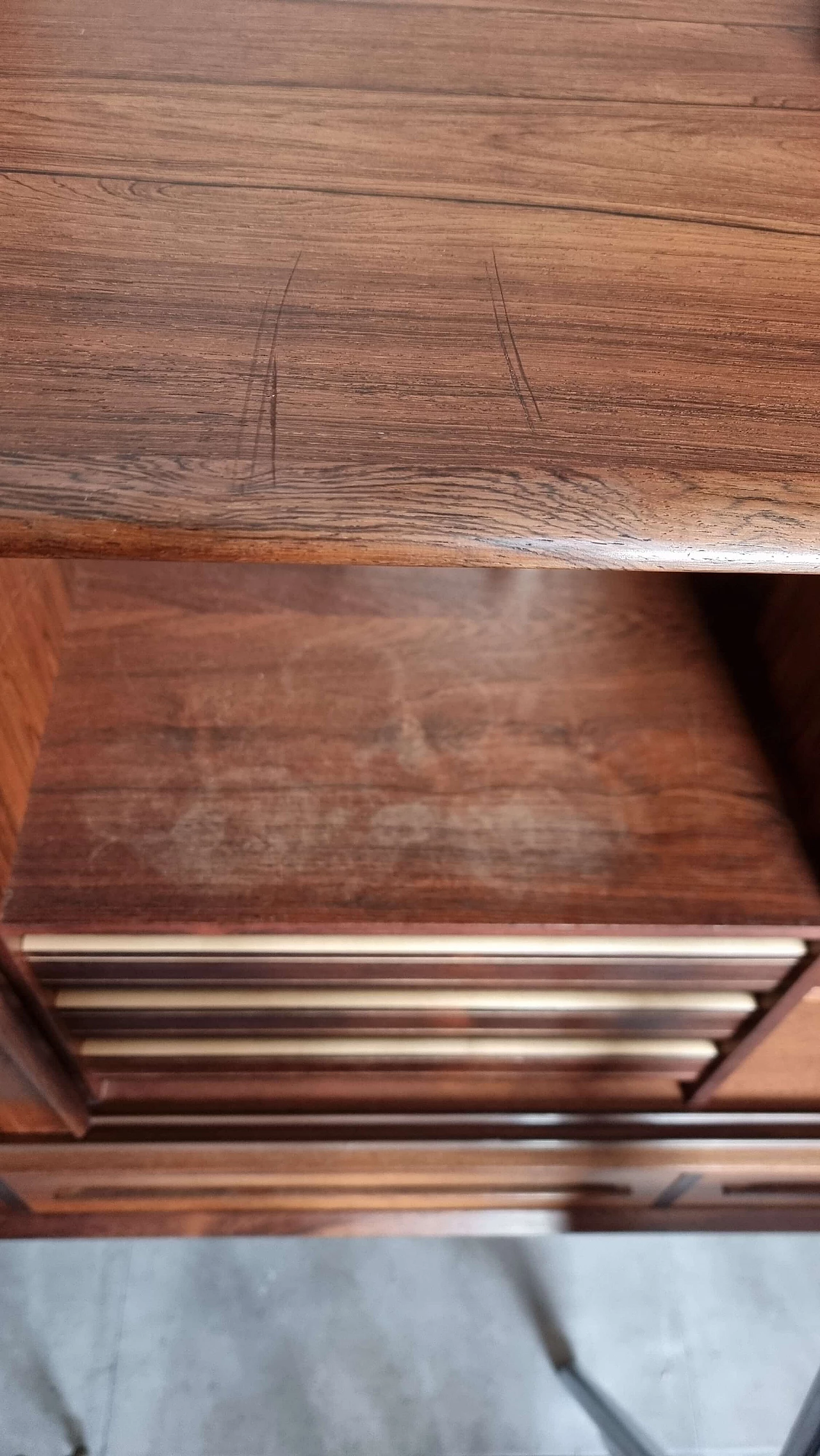 Credenza in palissandro con vano bar, anni '60 12