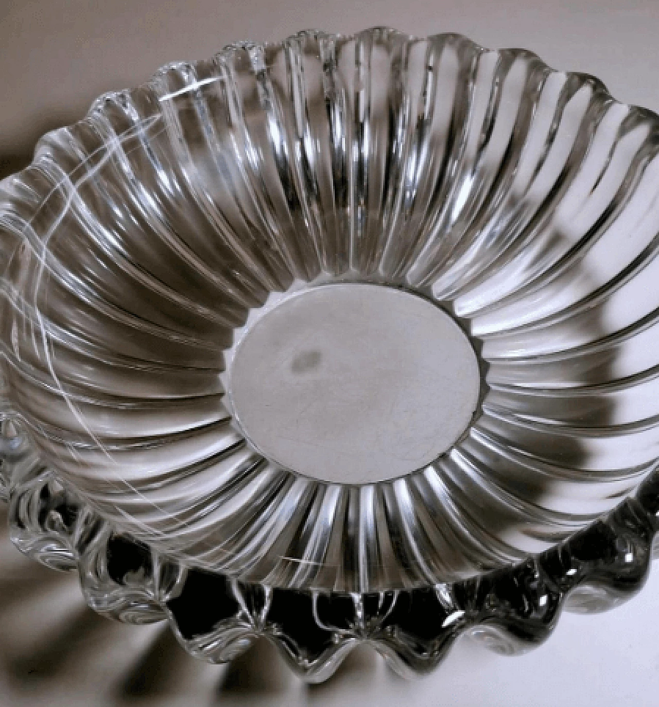 Glass bowl by Pierre d'Avesn for Daum, 1930s 6