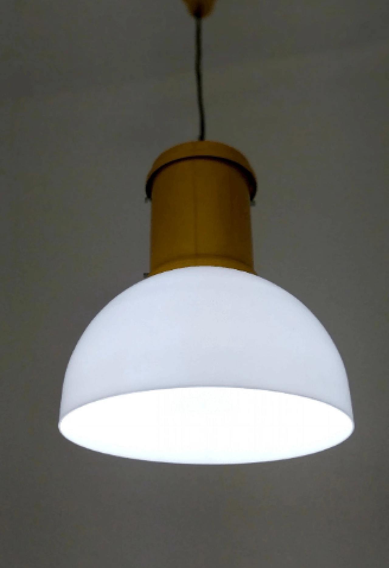 Yellow aluminum and plexiglass hanging lamp, 1970s 5