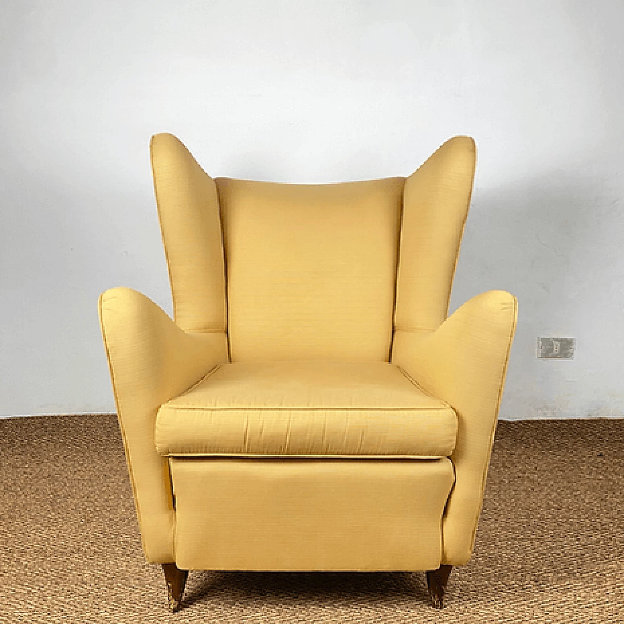 Pair of yellow silk armchairs in the style of Gio Ponti, 1950s 5