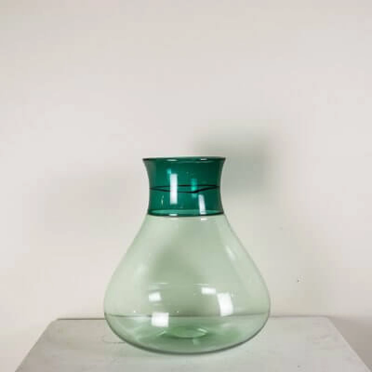 Vaso in vetro di Murano verde di Venini, anni '70 1
