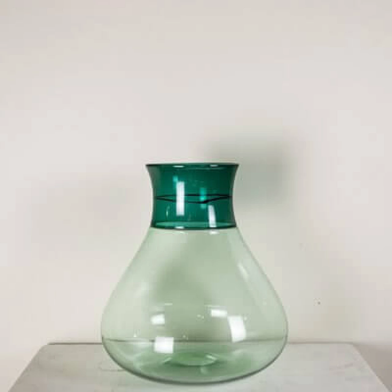 Vaso in vetro di Murano verde di Venini, anni '70 7