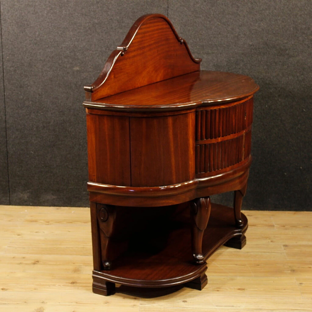 Carved mahogany dresser, 1920s 6