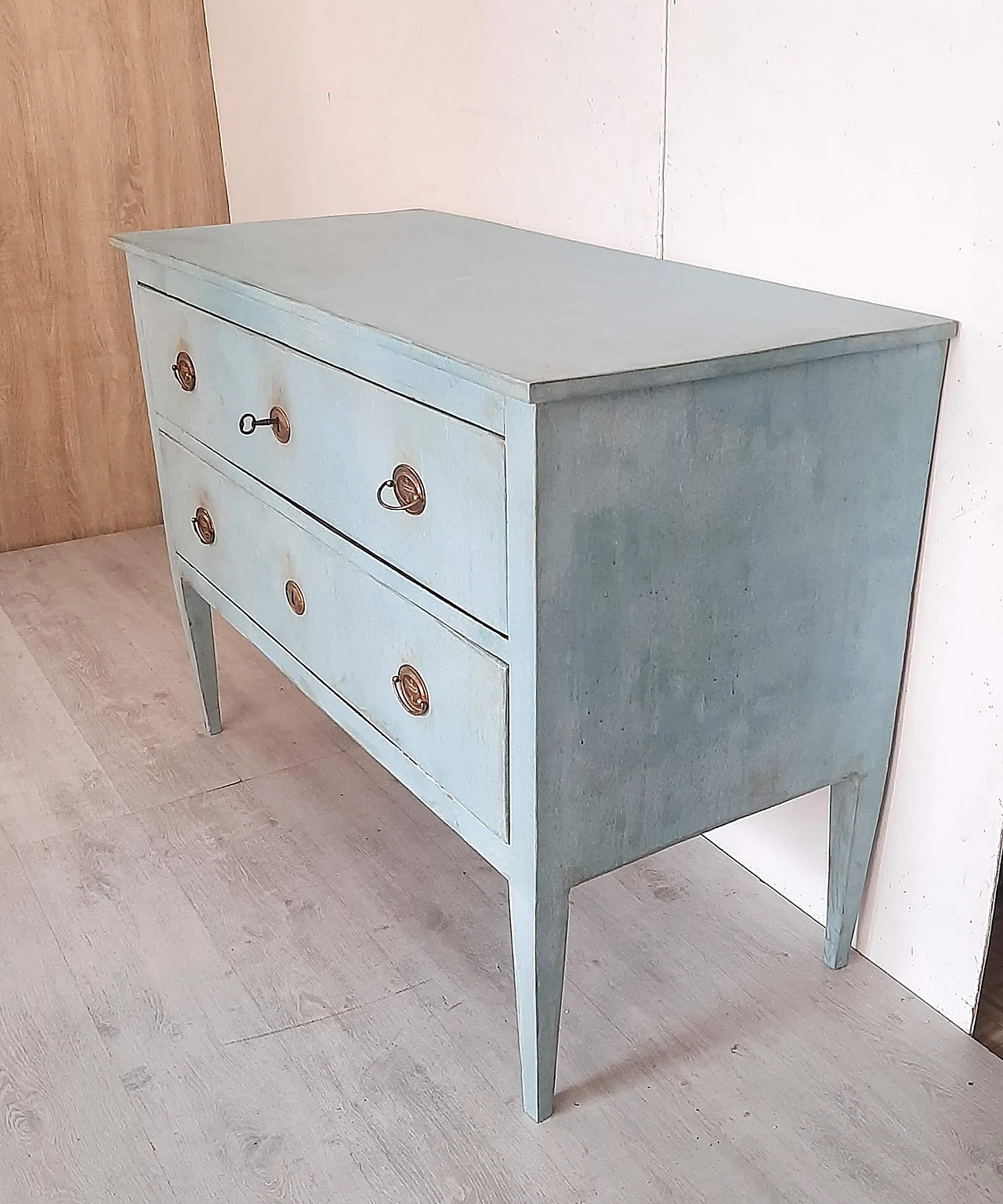 Louis XVI light blue lacquered wood dresser, late 18th century 3