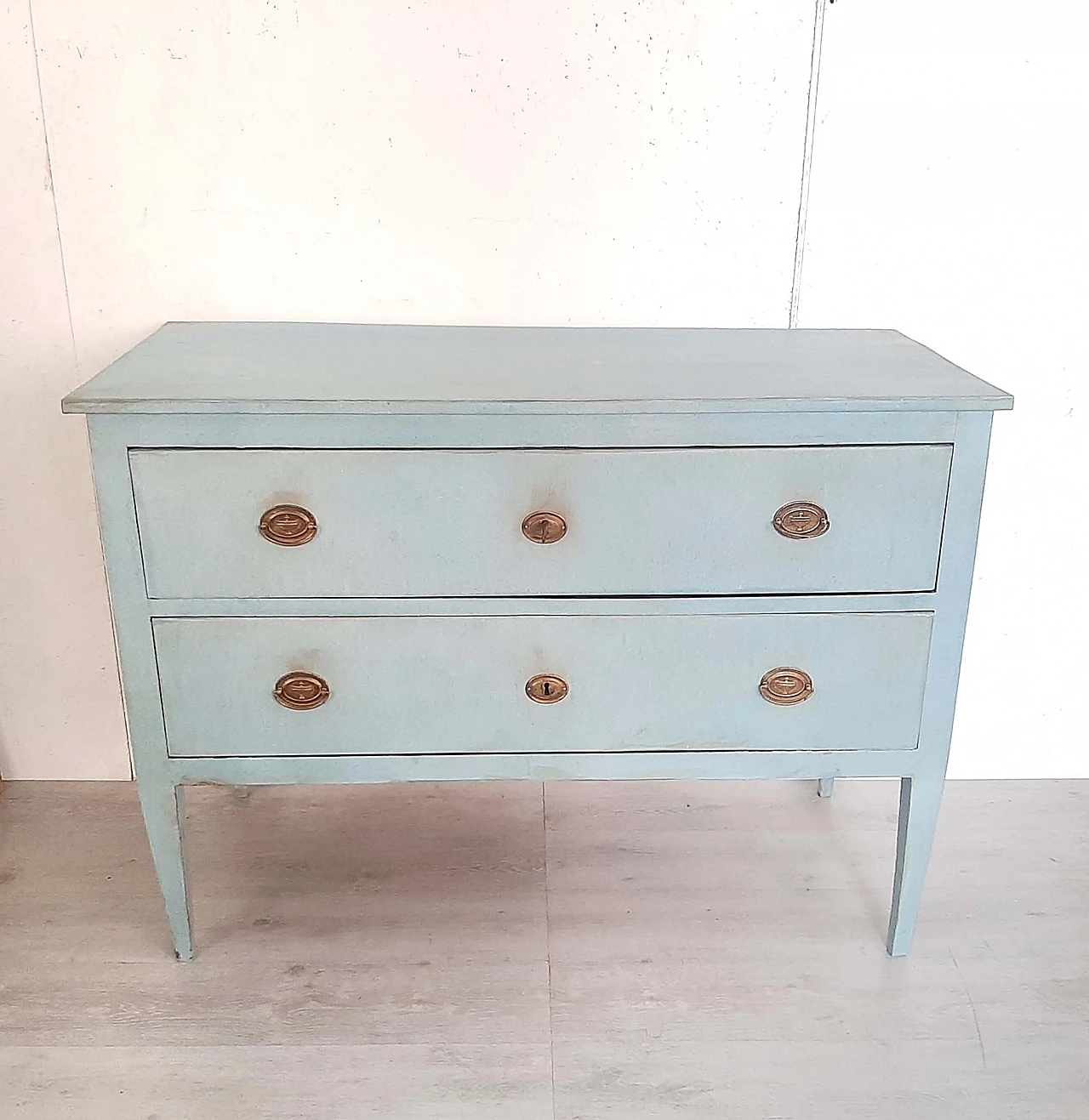 Louis XVI light blue lacquered wood dresser, late 18th century 6