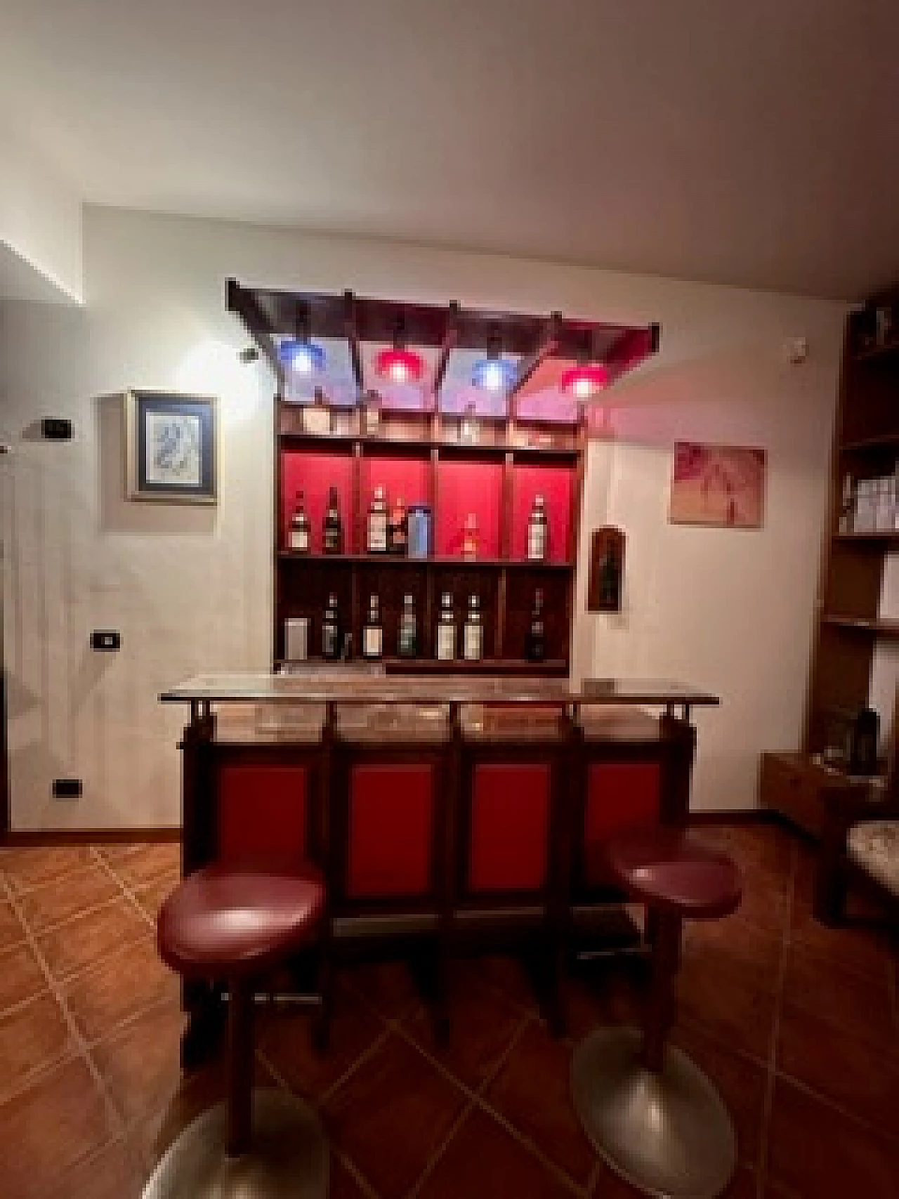 Rosewood bar cabinet with pair of stools, 1960s 1