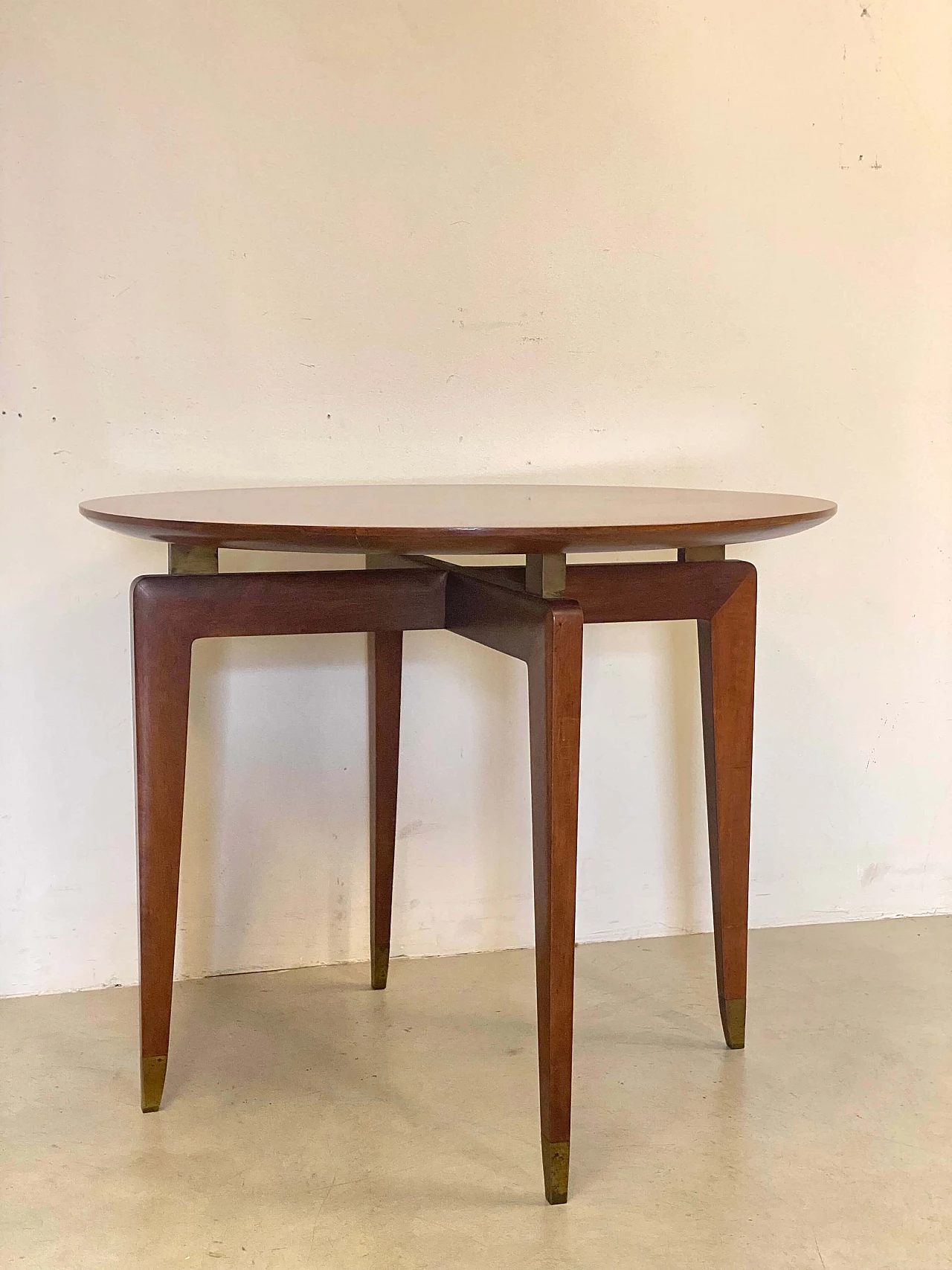 Round mahogany table by Gio Ponti, 1950s 17