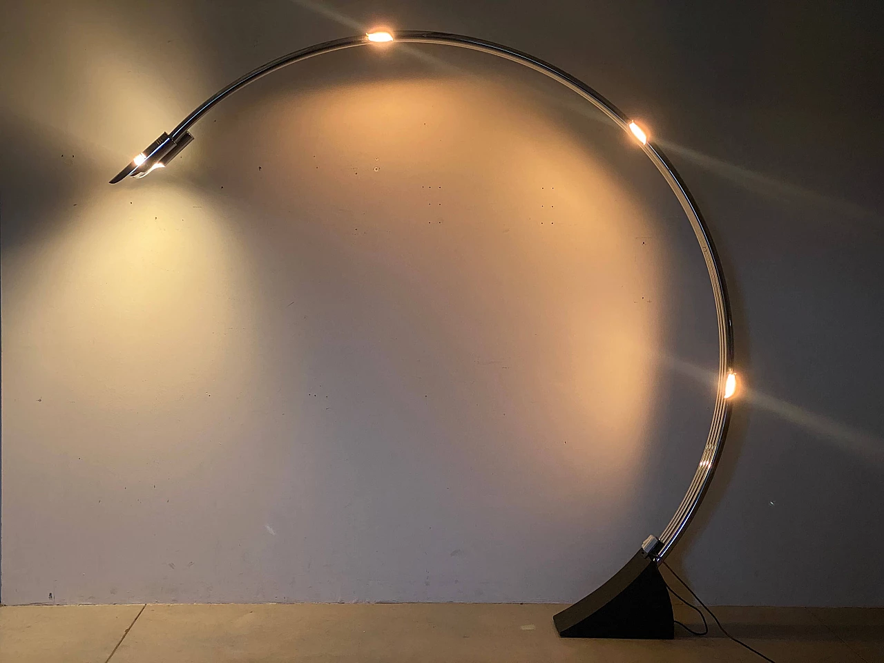 Steel and cast iron arched floor lamp by Goffredo Reggiani, 1970s 1