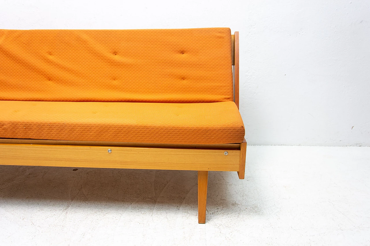 Divano letto pieghevole in faggio impiallacciato, anni '60 10