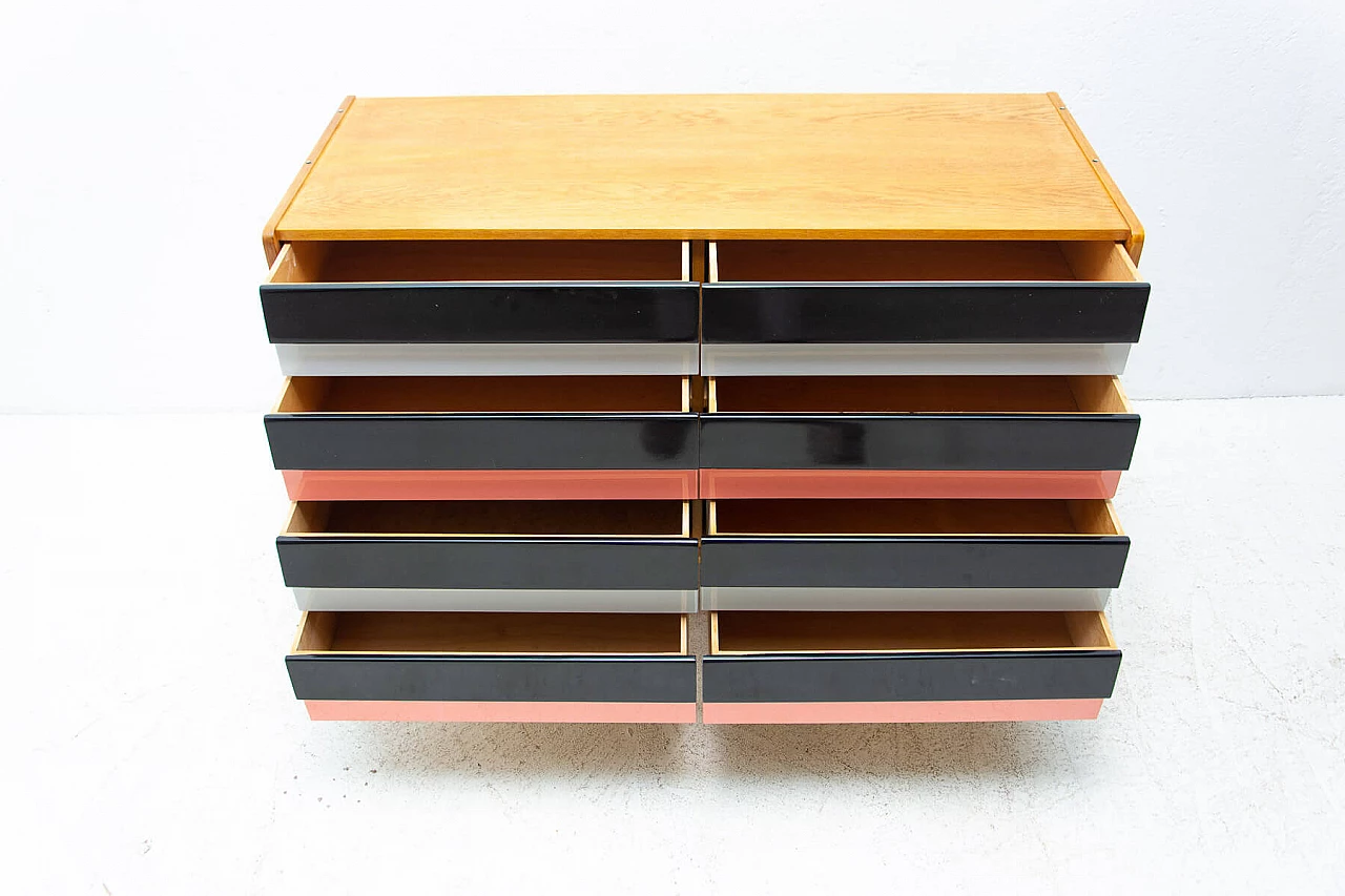 Cassettiera U-458 di Jiri Jiroutek per Interier Praha, anni '60 4